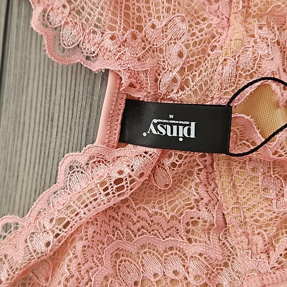 PINSY Sculpting lace shapewear bodysuit - Picture 7 of 9